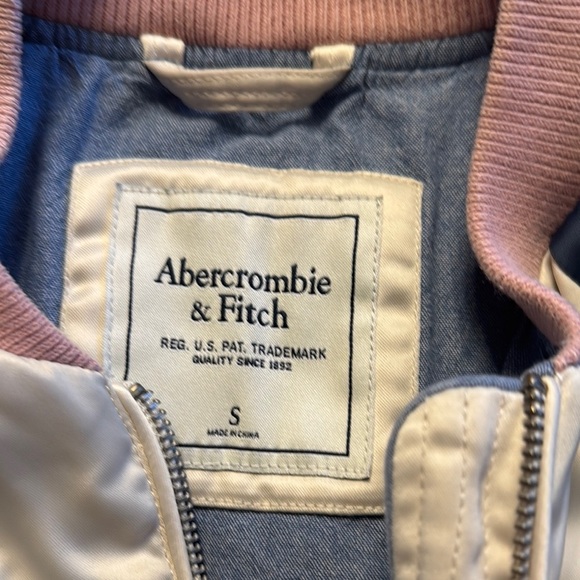 Abercrombie & Fitch Cream and Blue Bomber Jacket - Picture 2 of 3